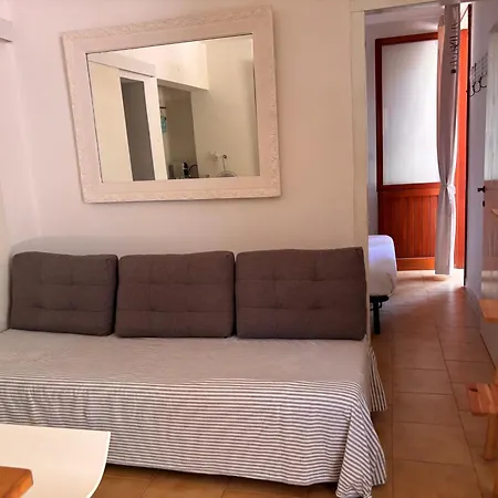 C 44 Con Posto Appartamento *